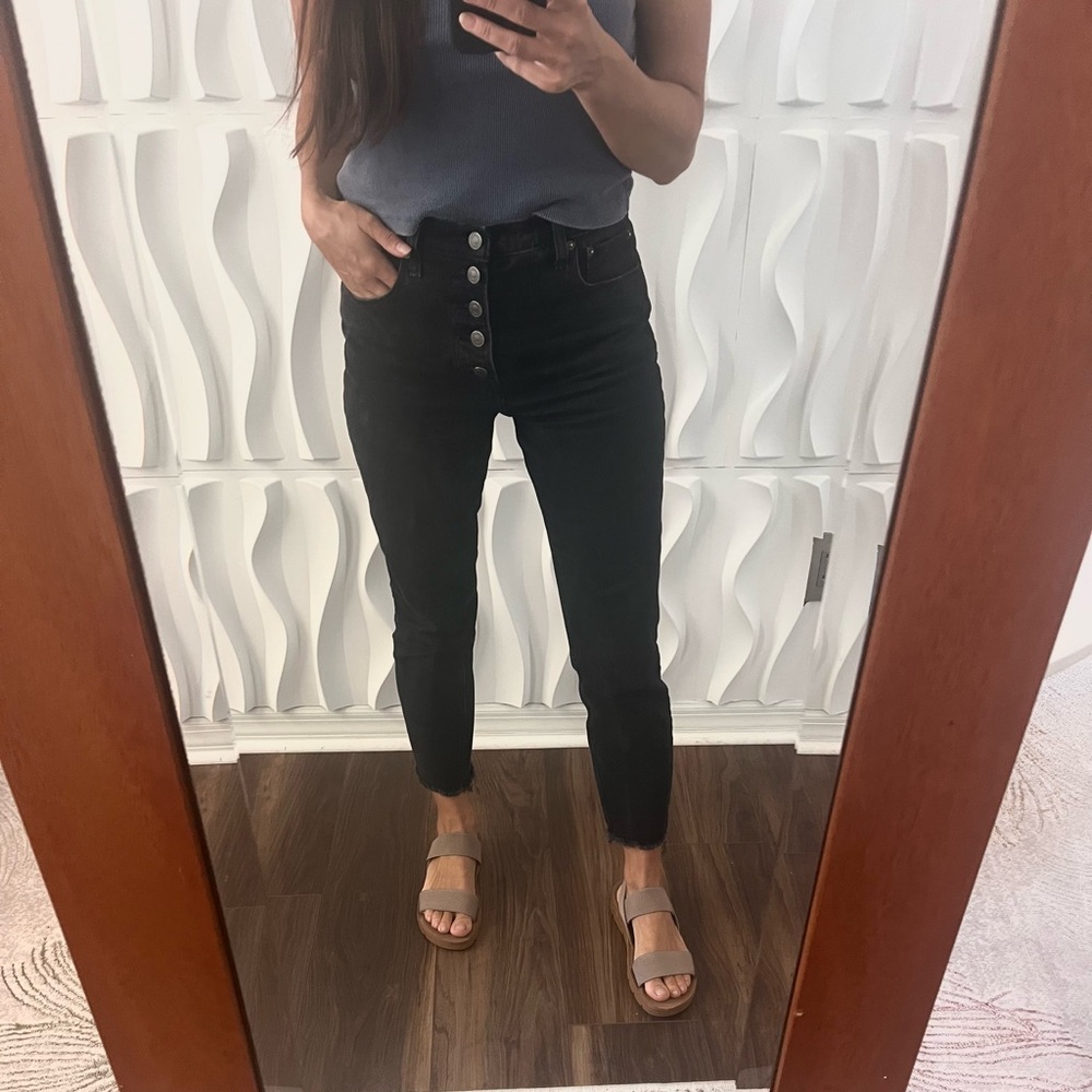 Abercrombie & Fitch Women's The Skinny &  High Rise Jeans - Black